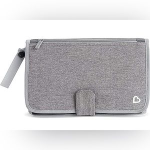 Munchkin® Go Change™ Portable Diaper Changing Kit with Changing Pad and Wipes Ca